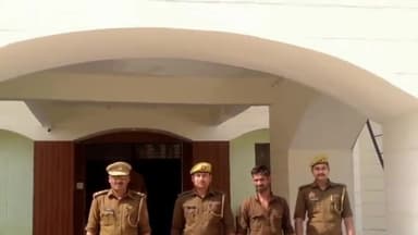 मंझनपुर: कई धाराओं में वांछित चल रहे एक अभियुक्त को पुलिस ने मंझनपुर कचहरी गेट से किया गिरफ्तार
