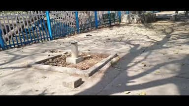 हमीरपुर: भरुआ सुमेरपुर रेलवे स्टेशन में पेयजल संकट से यात्री परेशान, पानी खरीदकर पी रहे यात्री