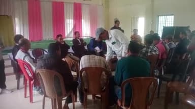 সোণাৰি: বুধবাৰে চৰাইদেউ পয্যটন ভৱনত  "কোঁৱৰ বংশাৱলীৰ" চৰাইদেউ জিলা সমিতি গঠন ।