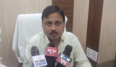 सुल्तानपुर: शहर में नियमों को दरकिनार कर पार्किंग के नाम पर हो रही लाखों रुपए की वसूली के मामले में नपा ईओ ने दी प्रतिक्रिया