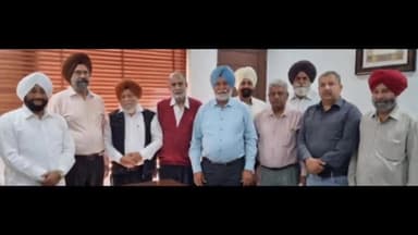 ਐਸਏਐਸ ਨਗਰ ਮੁਹਾਲੀ: ਐਂਟੀ ਐਨਹਾਂਸਮੈਂਟ ਕਮੇਟੀ ਸੈਕਟਰ 76 - 80 ਦਾ ਵਫਦ ਵਿਧਾਇਕ ਕੁਲਵੰਤ ਸਿੰਘ ਨੂੰ ਸੈਕਟਰ 79 'ਚ ਮਿਲਿਆ,ਗਮਾਡਾ ਪਲਾਟਾਂ ਵਧਾਈ ਕੀਮਤ ਤੇ ਗੱਲ ਕੀਤੀ