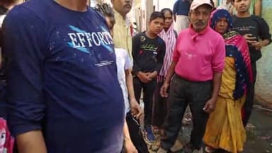 दलितों की ऐसी मालिन बस्ती जहां सांसद कर रहा #roshnikireporting