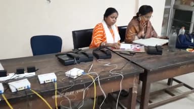 सासाराम: लोकसभा चुनाव को लेकर चुनाव आयोग के निर्देश पर सासाराम के कलेक्ट्रेट में बनाया गया कॉल सेंटर