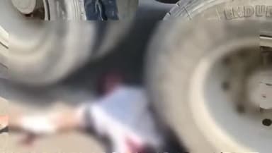 सुल्तानपुर: भुलकी में सपा छात्र सभा के जिला उपाध्यक्ष की ट्रेलर से कुचलकर हुई मौत, चालक पर गंभीर धाराओं में केस हुआ दर्ज