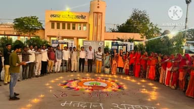 जालौर: नगर परिषद जालोर व विभिन्न स्थानों पर स्वीप गतिविधियों के तहत मतदाताओं को मतदान के प्रति किया गया जागरूक