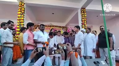 #होली मिलन समारोह में शामिल हुए नेता,#भोजपुरी के अनेक गायक दीप जलाकर उद्घाटन साथ ही एक #मैरेज हॉल का भी उद्घाटन