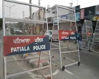 ਪਟਿਆਲਾ: ਤੇਪਲਾ-ਬਨੂੰੜ ਮੇਨ ਹਾਈਵੇ ਵਿਖੇ ਦੋਰਾਨੇ ਨਾਕਾਬੰਦੀ ਦੋ ਨੋਜਵਾਨ ਇੱਕ ਨਜਾਇਜ ਪਿਸਟਲ ਅਤੇ ਦੋ ਮੈਗਜੀਨਾ ਸਮੇਤ ਕਾਬੂ।