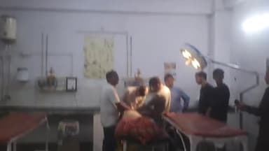 रामपुर: दिल्ली लखनऊ हाईवे 24 पर मेघा नगला गांव के समीप तेज रफ्तार बाइक की टक्कर से महिला हुई घायल, जिला अस्पताल में भर्ती