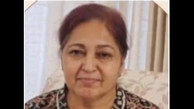 ਐਸਏਐਸ ਨਗਰ ਮੁਹਾਲੀ: ਬਲੌਂਗੀ 'ਚ ਨਗਰ ਨਿਗਮ ਮੋਹਾਲੀ ਕਮਿਸ਼ਨਰ ਨਵਜੋਤ ਕੌਰ ਦੇ ਮਾਤਾ ਦੇ ਸੰਸਕਾਰ 'ਚ ਵਿਧਾਇਕ ਕੁਲਵੰਤ ਸਿੰਘ ਅਤੇ ਮੇਅਰ ਜੀਤੀ ਸਿੱਧੂ ਨੇ ਕੀਤੀ ਸ਼ਿਰਕਤ