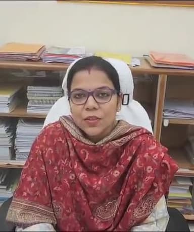 जिलाधिकारी वर्षा सिंह ने रंगों के त्योहार होली के शुभ अवसर पर जिले वासियों को बधाई देते हुए जिले वासियों से किए अपील