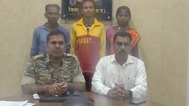 सुकमा: सुकमा में 1 लाख के इनामी नक्सली सहित तीन नक्सलियों ने पुलिस के समक्ष किया आत्मसमर्पण