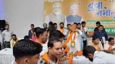 आज अलवर जिला के युवा मोर्चा द्वारा आयोजित होली मिलन समारोह व बैठक में शामिल हुआ। #alwar #bjp #skbjptijara