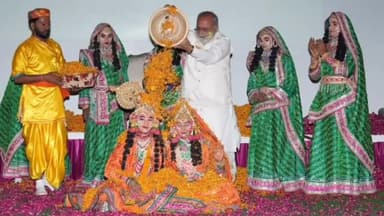 देहरादून: उत्तराखंड राजभवन देहरादून में होली मिलन कार्यक्रम का आयोजन, राज्यपाल रिटायर्ड लेफ्टिनेंट जनरल गुरमीत सिंह ने की शिरकत