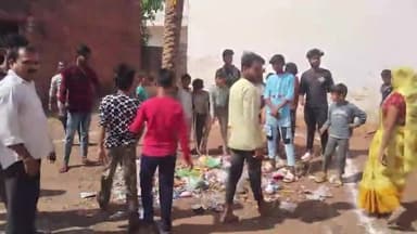 गुना नगर: नानाखेड़ी क्षेत्र के वार्ड क्रमांक 1 में होलिका दहन के स्थान पर सफाईकर्मी ने डाला कचरा लोगों मे आक्रोश