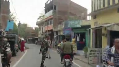 जगदीशपुर: जगदीशपुर नगर में होली और रमजान पर्व को लेकर किया गया फ्लैग मार्च,एसडीएम और एसडीपीओ रहे मौजूद