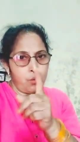 होलिका अगर अच्छी थी तो उसे क्यों जल जाता है
होली का अगर बुरी थी तो उसे क्यों पूजा जाता है यह नारी जाति का अपमान है