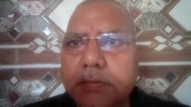 **विकास वादी **राजनेता (बुद्धि विचार व्यवहार)से अंग्रेज है  or शक्ल से भारतीय है(जनता समझे)**बाप  पार्टी*रणखण्डी भायला sre7247850601