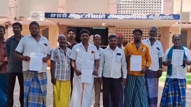 விருத்தாசலம்: விருத்தாசலம் கோட்டாட்சியரிடம் மாட்டு வண்டி மணல் குவாரி திறக்க கோரி  காத்திருப்பு போராட்டம் நடத்த போவதாக தொழிலரளர்  கோரிக்கை மனு அளித்தனர்