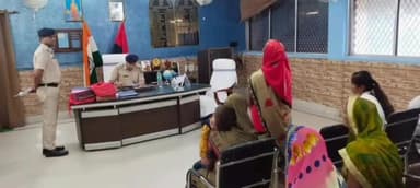 बक्सर: एसपी के कार्यालय कक्ष में जन शिकायत निवारण सुनवाई का हुआ आयोजन