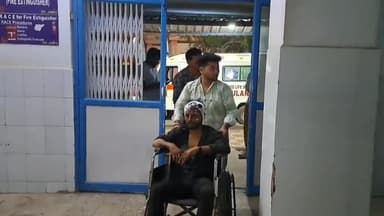 जमुई: चकाई मोड़ के पास सड़क दुर्घटना में बाइक सवार तीन युवक हुए घायल, एक युवक को सदर अस्पताल में कराया गया भर्ती