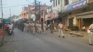 पन्ना: पन्ना में पुलिस ने निकला फ्लैग मार्च,एडिशनल एसपी आरती सिंह की जानकारी