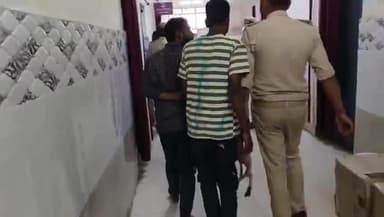 जहानाबाद: नगर थाना क्षेत्र के उंटा सहित अन्य इलाकों से पुलिस ने शराब बेचने और पीने के मामले में 4 लोगों को किया गिरफ्तार