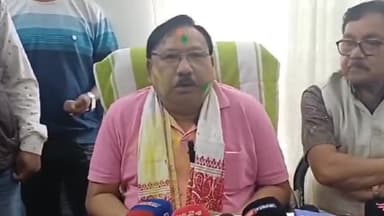 মাহমৰা: মৰাণহাটত ৰঙৰ উৎসৱ ফাকুৱা উপলক্ষে অসমবাসীলৈ শুভেচ্ছা জ্ঞাপন কৰে কেবিনেট মন্ত্ৰী যোগেন মহনে