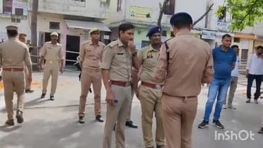 मुज़फ्फरनगर: कचहरी परिसर में नामांकन स्थल का एसपी सिटी सत्यनारायण प्रजापत के द्वारा किया निरीक्षण दिए आवश्यकता निर्देश