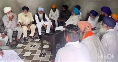 ਭਿੱਖੀਵਿੰਡ: ਪਿੰਡ ਰੂੜੀਵਾਲਾ ਵਿਖੇ ਸਾਬਕਾ ਵਿਧਾਇਕ ਹਰਮਿੰਦਰ ਸਿੰਘ ਗਿੱਲ ਨੇ ਪਿਛਲੇ ਦਿਨੀੰ ਇਕ ਨੌਜਵਾਨ ਦੀ ਮੌਤ ਹੋਣ 'ਤੇ ਪਰਿਵਾਰ ਨਾਲ ਕੀਤਾ ਦੁੱਖ ਸਾਂਝਾ