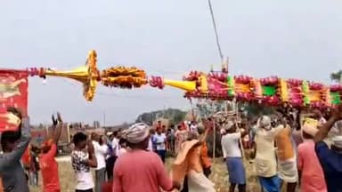 चोरौत: बनटोलवा गांव में पांच दिवसीय महावीर झंडा का हुआ आयोजन , सैकड़ो की संख्या में उमड़ी  लोगों की भीड़