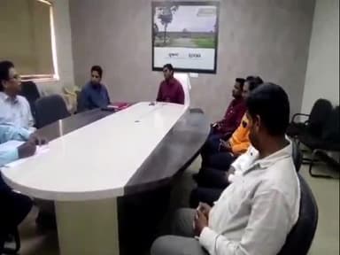 सुकमा: उप जिला निर्वाचन अधिकारी ने ली व्यय अनुवीक्षण नोडल अधिकारियों की बैठक