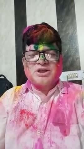 बरेली शहर के वरिष्ठ पत्रकार संजीव गंभीर ने दीं होली की शुभकामनाएं।