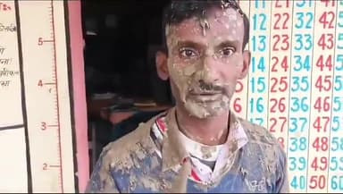 होली के दिन शिक्षक को स्कूल जाना पड़ा महंगा !