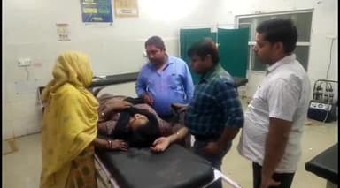 इटावा: आनन्द नगर में पुराने मकान के विवाद में महिला को पारिवारिक लोगों ने मारपीट कर किया घायल, मेडिकल करा जांच में जुटी पुलिस