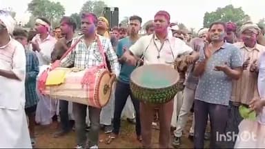 सिसई: रेड़वा पंचायत स्थित घाघरा गांव में बहुत ही धूमधाम के साथ मनाया गया सरहुल का त्यौहार