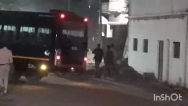 अरवल: रेड लाइट जनकपुर धाम से बरामद लड़कियों को हुनरमंद बनाकर जिला प्रशासन की ओर से दिए जाएंगे रोजगार।