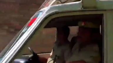 बिलारी: थाना क्षेत्र में लोकसभा चुनाव को मध्य नजर रखते हुए क्षेत्र अधिकारी राजेश कुमार सिंह ने पोलिंग बूथों का क्या निरीक्षण