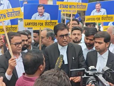 वकीलों का #ArvindKejriwal जी के समर्थन में प्रचंड प्रदर्शन.

अरविंद केजरीवाल के साथ तानाशाही कर जेल में डालने पर वकीलों