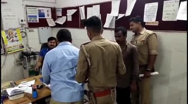 इटावा: कन्हैयापुरा पक्का बाग में देवर ने भाभी के साथ की मारपीट, पुलिस आरोपी देवर को गिरफ्तार कर जांच में जुटी
