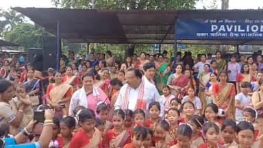 মাহমৰা: মৰাণহাটত সমন্বয় সা: বি: গোষ্ঠীৰ লোকবাদ্য আৰু বিহুনাচ কৰ্মশালাৰ সামৰণি  অনুষ্ঠানত উপস্থিত থাকে কেবিনেট মন্ত্ৰী যোগেন মহন