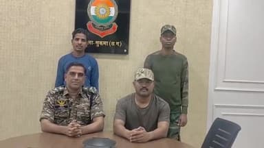 सुकमा: चिंतागुफा इलाके में लंबे समय से सक्रिय रहे नक्सली ने सुकमा में पुलिस के समक्ष किया आत्मसमर्पण