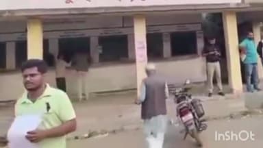 बक्सर: बक्सर परिवहन विभाग के कार्यालय कक्ष में राजस्व वसूली के सम्बंध में बैठक आयोजित, राजस्व जमा नही करने वालों पर होगी कारवाई