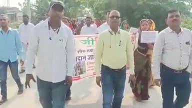 विभूतिपुर: विभूतिपुर के गंगौली में आगामी लोकसभा आम निर्वाचन 2024 को लेकर मतदाताओं को किया गया जागरूक