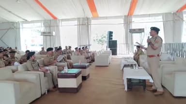 अमरोहा: उत्तर प्रदेश के मुख्यमंत्री योगी आदित्यनाथ आज रजबपुर मे प्रबुद्ध सम्मेलन को करेंगे संबोधित कई जिलों की पुलिस तैनात