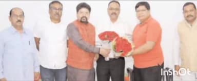 सूरजपुर: बैकवर्ड क्लास कोल एंप्लाइज एसोसिएशन ने नवनियुक्त निदेशक कार्मिक का किया गया सम्मान।