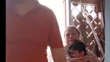 जयपुर से आए हुए बच्चे के खो जाने पर पुलिस ने तत्परता दिखाते हुए ढूंढकर वापस लौटाया