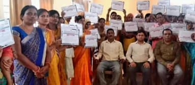 बेरमो: नया रोड फुसरो नगर परिषद में उद्यमिता विकास प्रशिक्षण का किया गया समापन, प्रमाण पत्र का किया गया वितरण