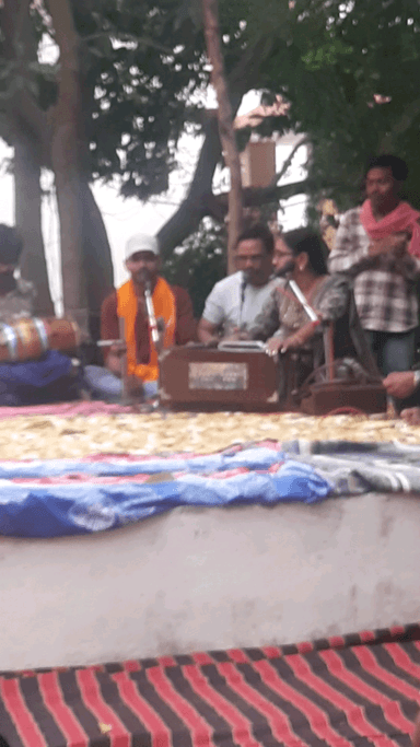 होली मिलन समारोह देवली सरकार धाम भेलसी पर आयोजित किया गया