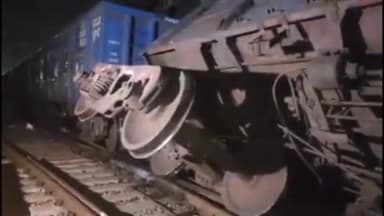 झांसी: झांसी रेलबे स्टेशन प्लेटफार्म 8 पर पटरी से उतरी मालगाड़ी की 1 बोगी,  टला बड़ा हादसा