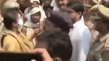 गाज़ीपुर: मोहम्मदाबाद में डीएम और सांसद अफ़ज़ाल अंसारी के बीच मुख्तार अंसारी को मिट्टी देने के दौरान हुई बहस का वीडियो हो वायरल